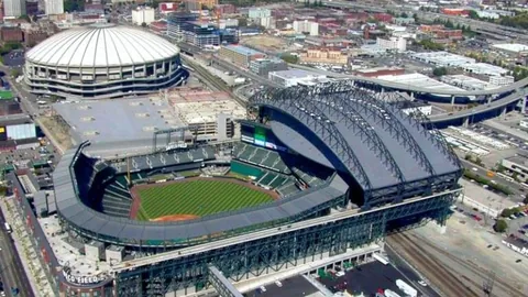 詹姆斯对决祖巴茨 三分绝杀单挑亮点集锦