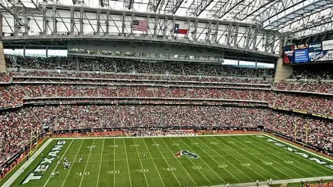 評論界創作一個諷刺C罗的「金駱駝」獎項！